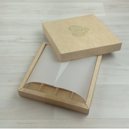 Вкладыш 16 конфет, белый классик