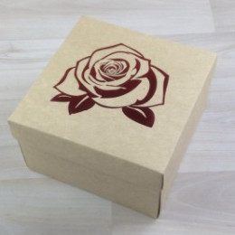 Коробка Атлас, крафт, с рельефным тиснением 