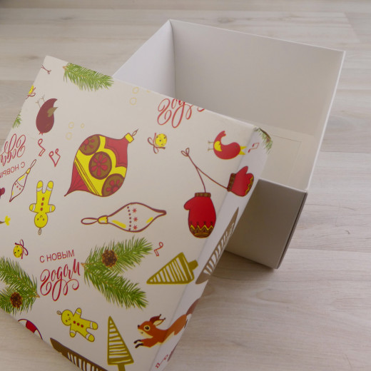 Коробка Атлас белый "Новогодние игрушки"