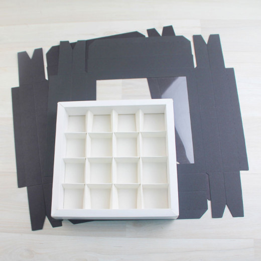 Коробка Паллена 16 с окном черный МИКС