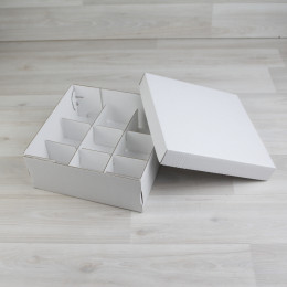 Коробка Бестла 4 с разделителями двухсторонний белый МГК (200х200х80мм)