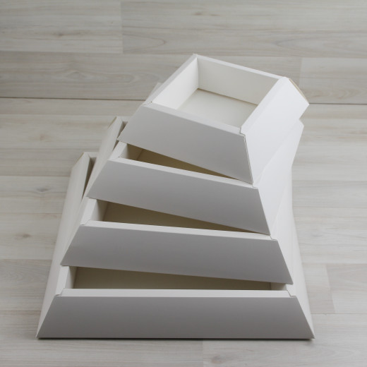 Коробка Пирамида белый, красный Купол