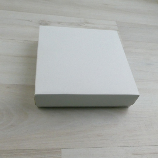 Коробка Паллена 9 розовый с тиснением 